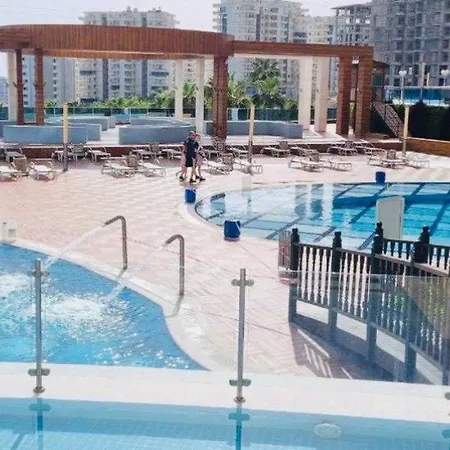 Apartament Azura Park *
